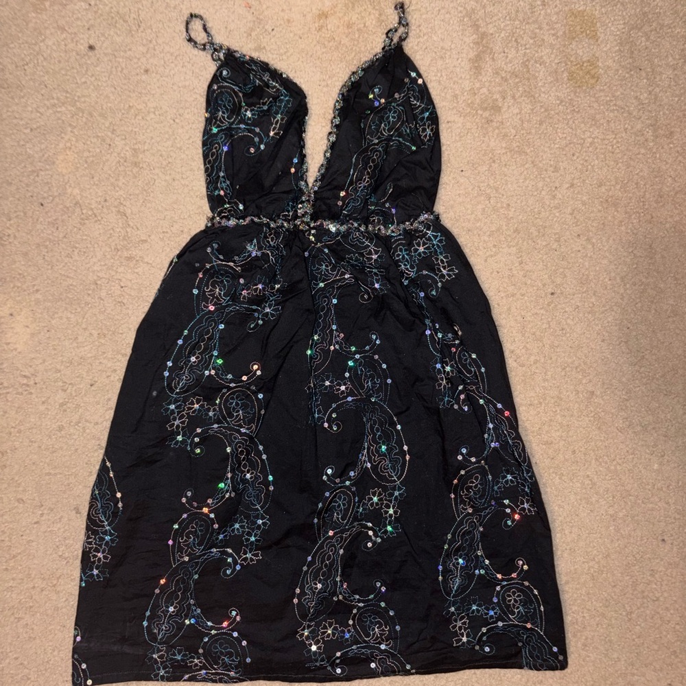 Black Embellished Beaded V-Neck Women’s Dress